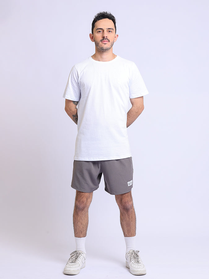 Shorts Essentials Cinza