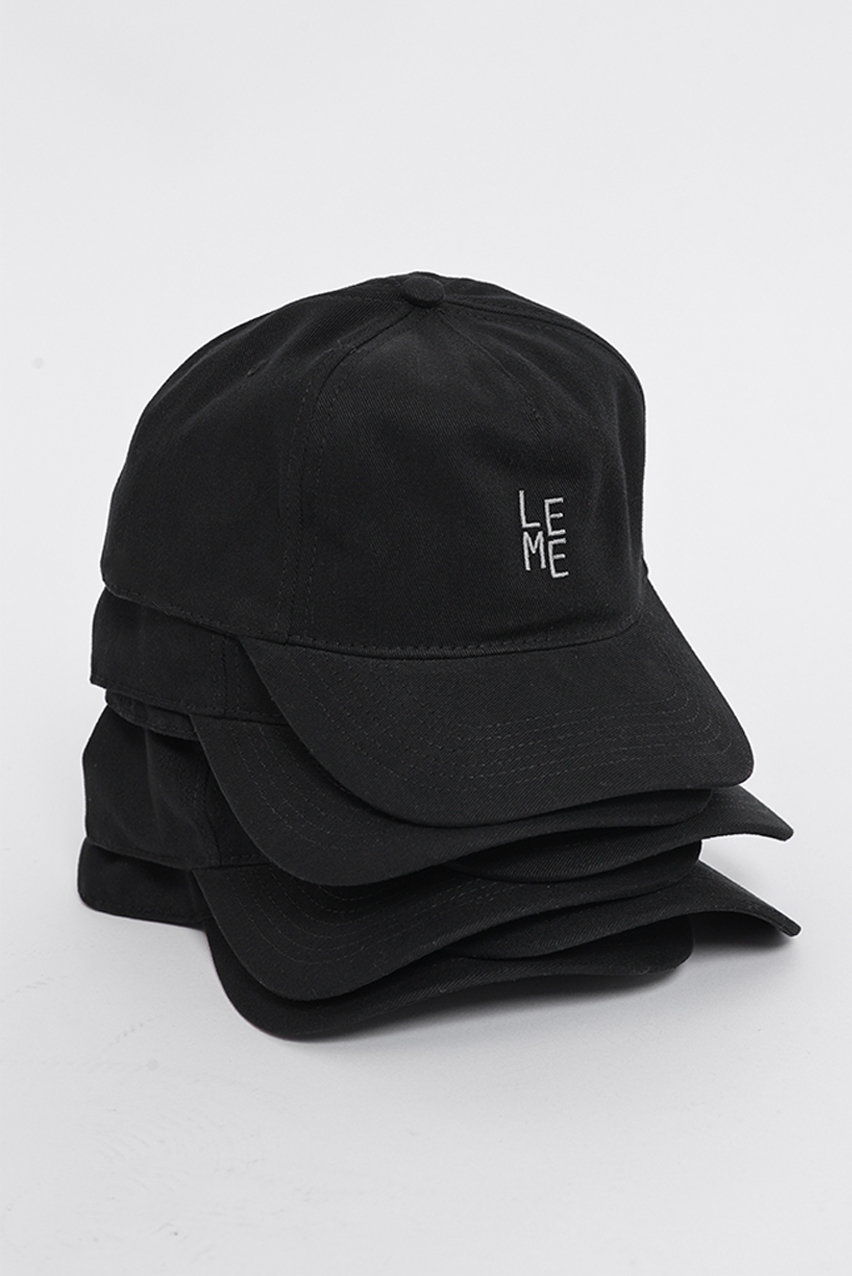 Boné Essential Preto