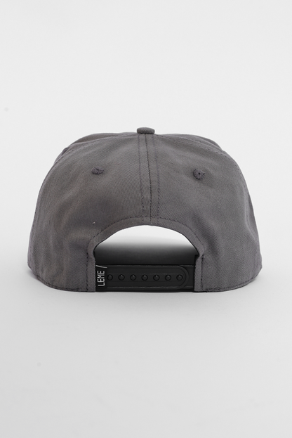 Boné Essential Cinza