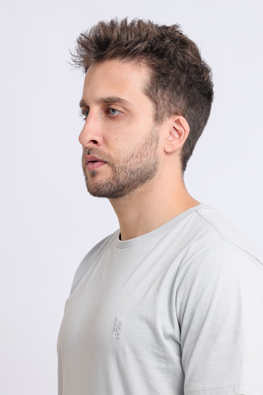 Camiseta Essentials Cinza